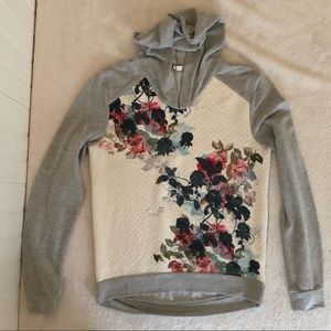 Eyeshadow Grey Sweatshirt with Floral Quilt Front